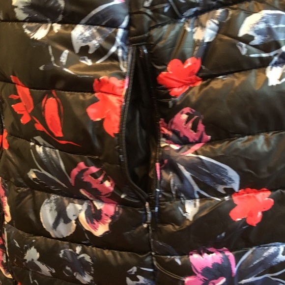 Woman Within • Plus Size Black Floral Puffer Vest - Picture 5 of 8